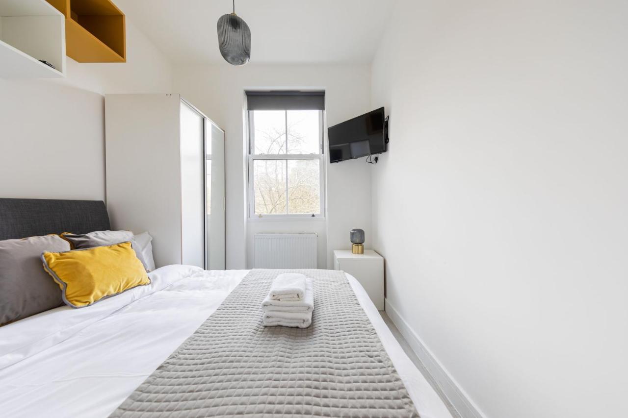 Cozy Ensuite Bedroom For Two Near Tufnell Park 伦敦 外观 照片