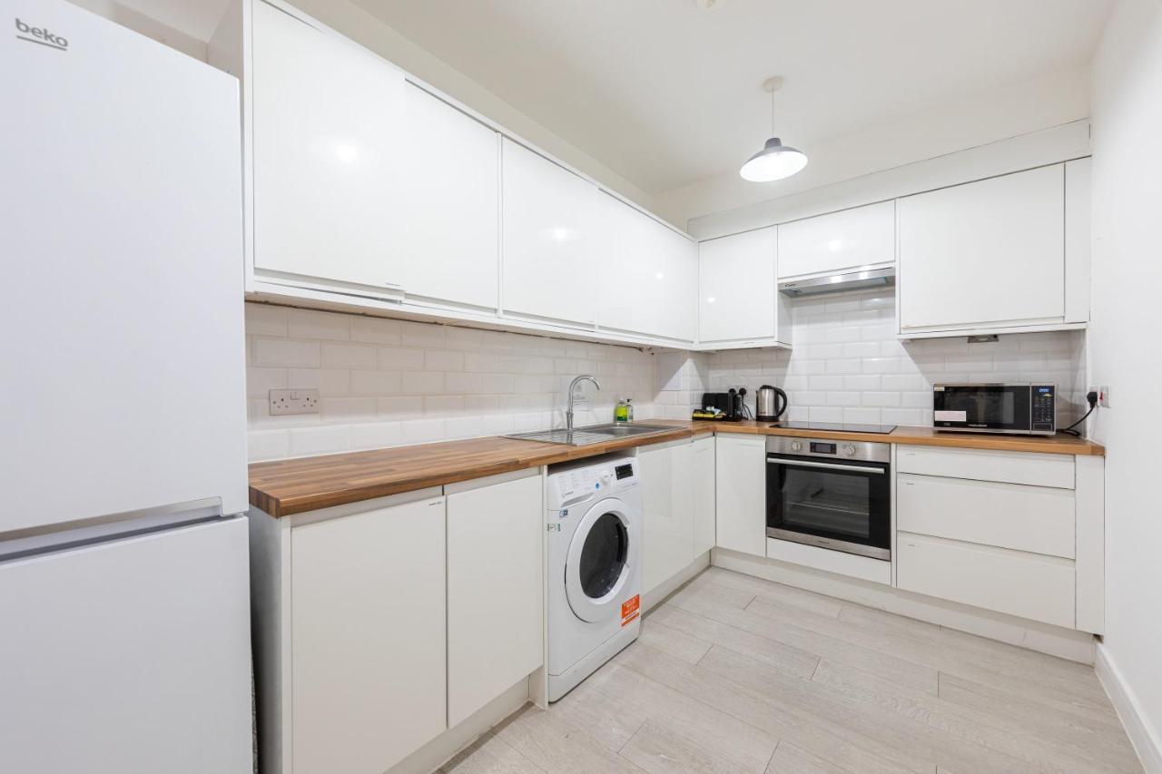 Cozy Ensuite Bedroom For Two Near Tufnell Park 伦敦 外观 照片